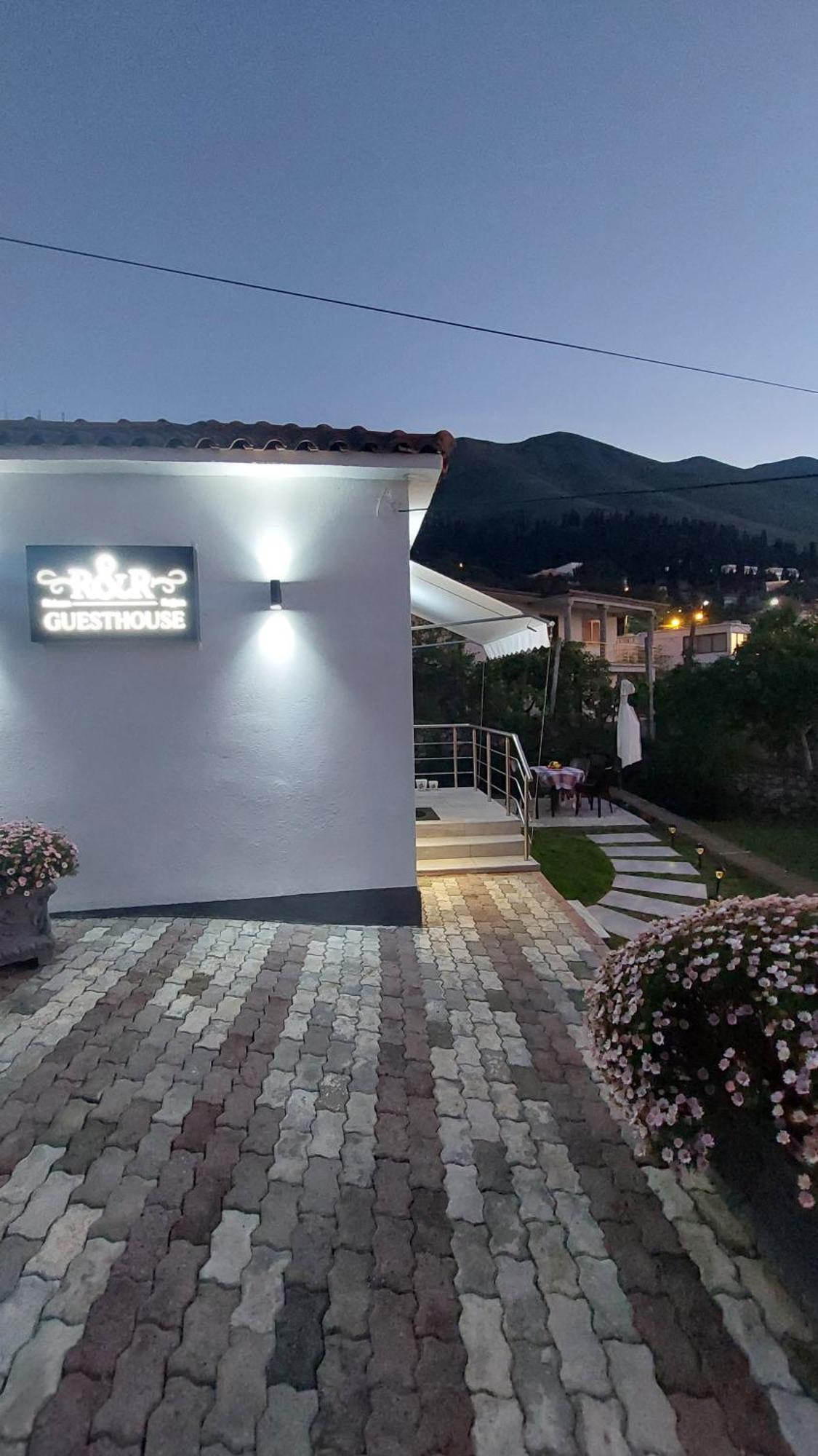 R&R Gesthouse Hotel Shiroka Exterior photo